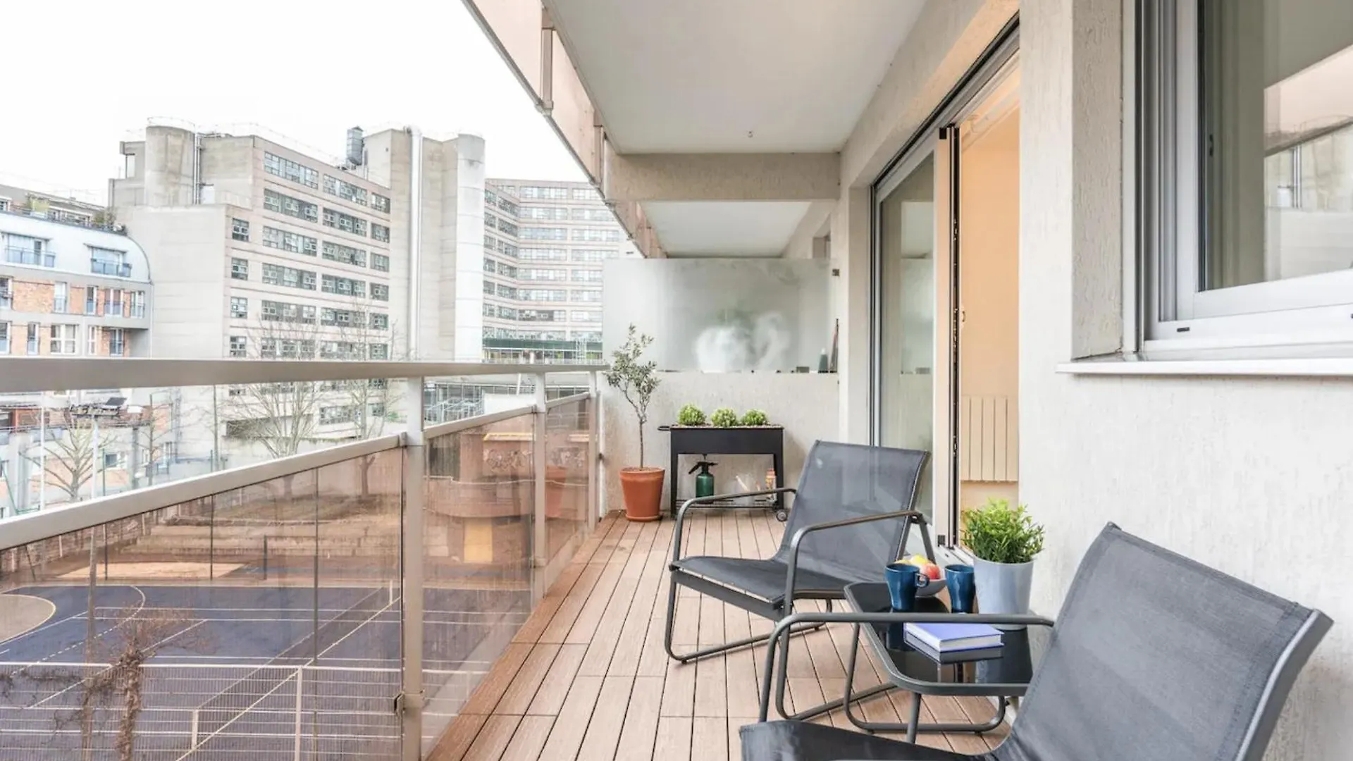 Premium Apartment With Terrace - 4 Guests Parijs